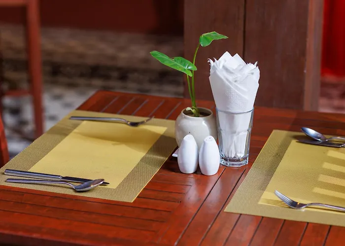 1960 Hotel 4*